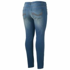 Juniors' Plus Size SO® Low-Rise Jeggings 20 Juniors' Plus Size SO® Low-Rise Jeggings -Cuddl Duds SHOP 3254850 ALT2