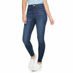 Alternative view of Juniors' SO® Super High-Rise Jeggings
