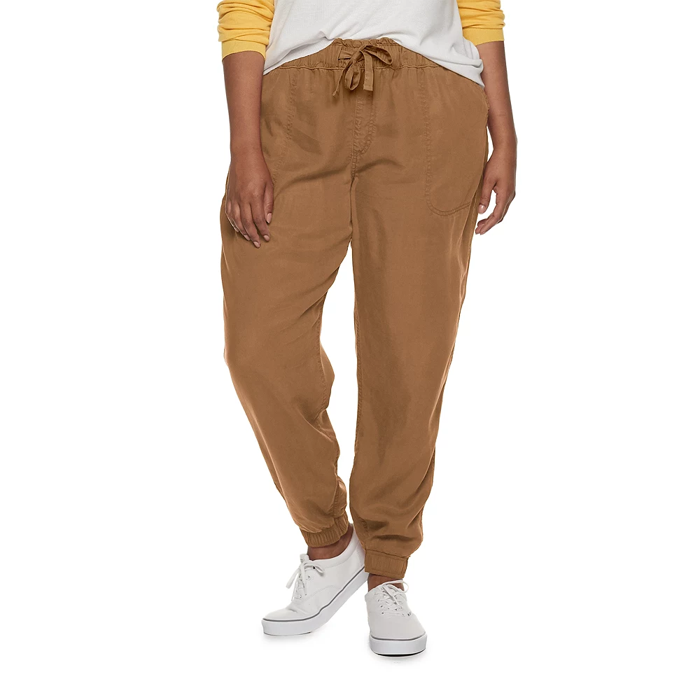Juniors' Plus Size SO® High Rise Paperbag Jogger Pants 3 Juniors' Plus Size SO® High Rise Paperbag Jogger Pants - Image 3