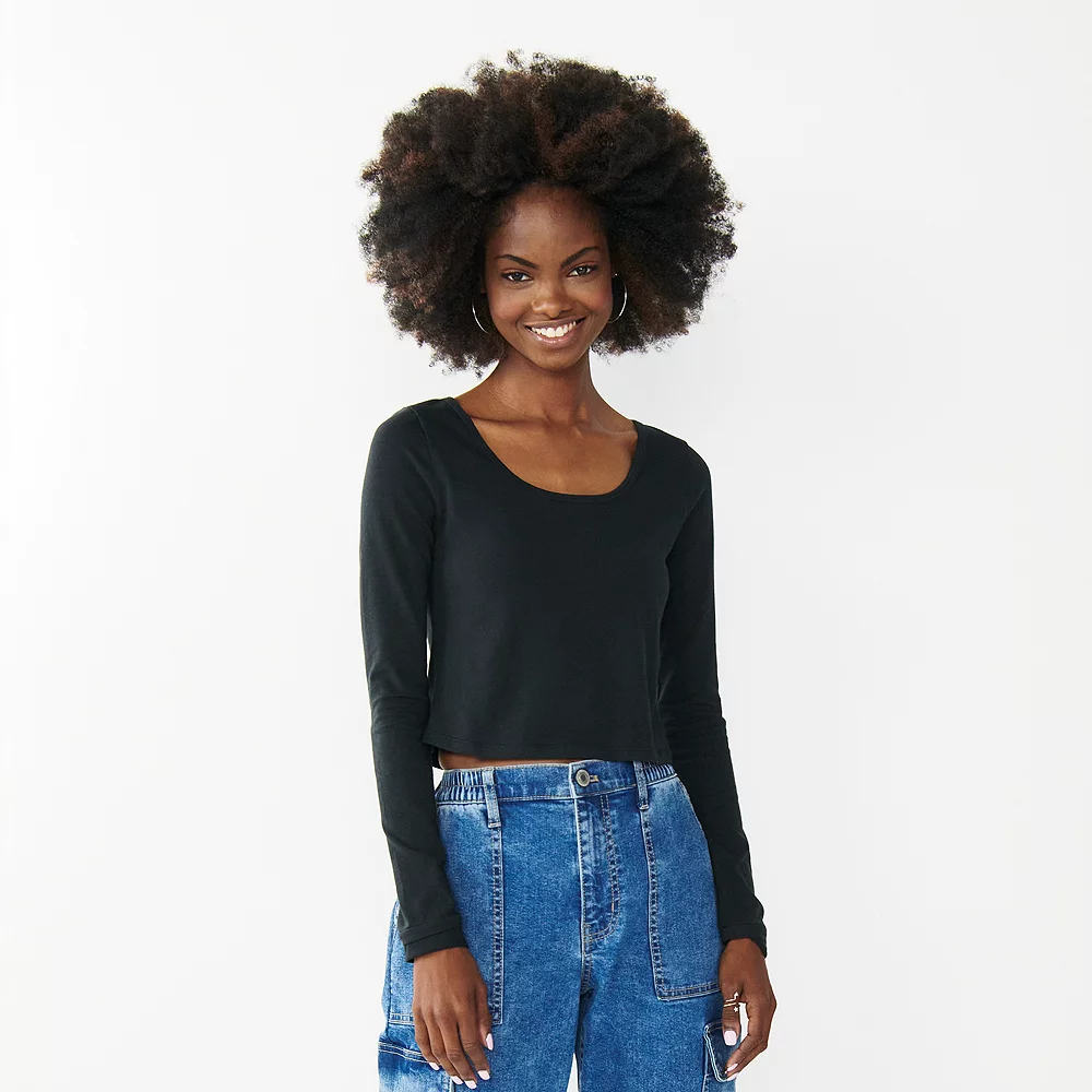 Juniors' SO® Long Sleeve Cropped Scoopneck Top 1 Juniors' SO® Long Sleeve Cropped Scoopneck Top