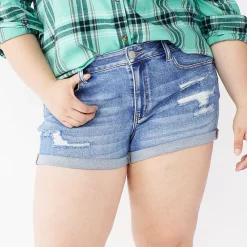 Alternative view of Juniors' Plus Size SO® Low-Rise Shortie Shorts