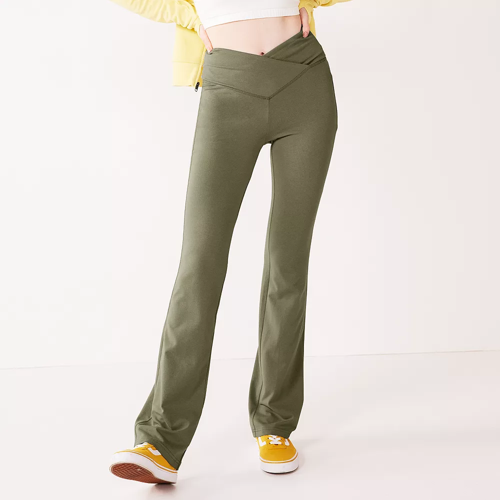 Juniors' SO® Crossover Waistband Flare Legging 11 Juniors' SO® Crossover Waistband Flare Legging - Image 11