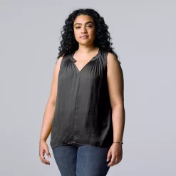 Alternative view of Plus Size Simply Vera Vera Wang Pintuck Sleeveless Top