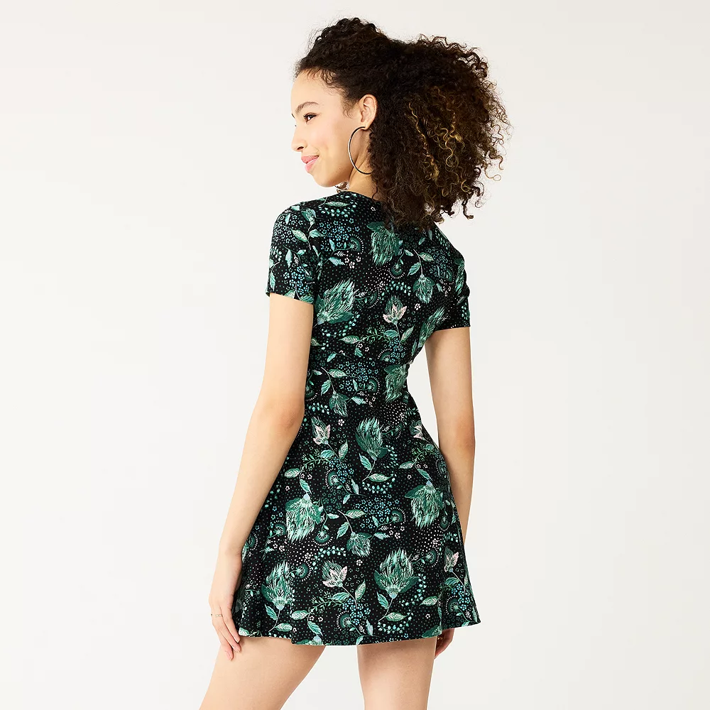 Juniors' SO® Cinched Front Fit & Flare Peasant Dress 8 Juniors' SO® Cinched Front Fit & Flare Peasant Dress - Image 8
