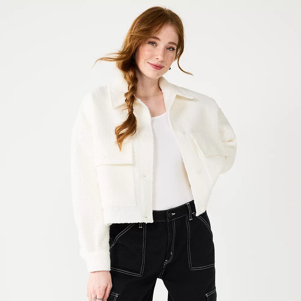 Juniors' SO® Cropped Shacket 2 Juniors' SO® Cropped Shacket - Image 2