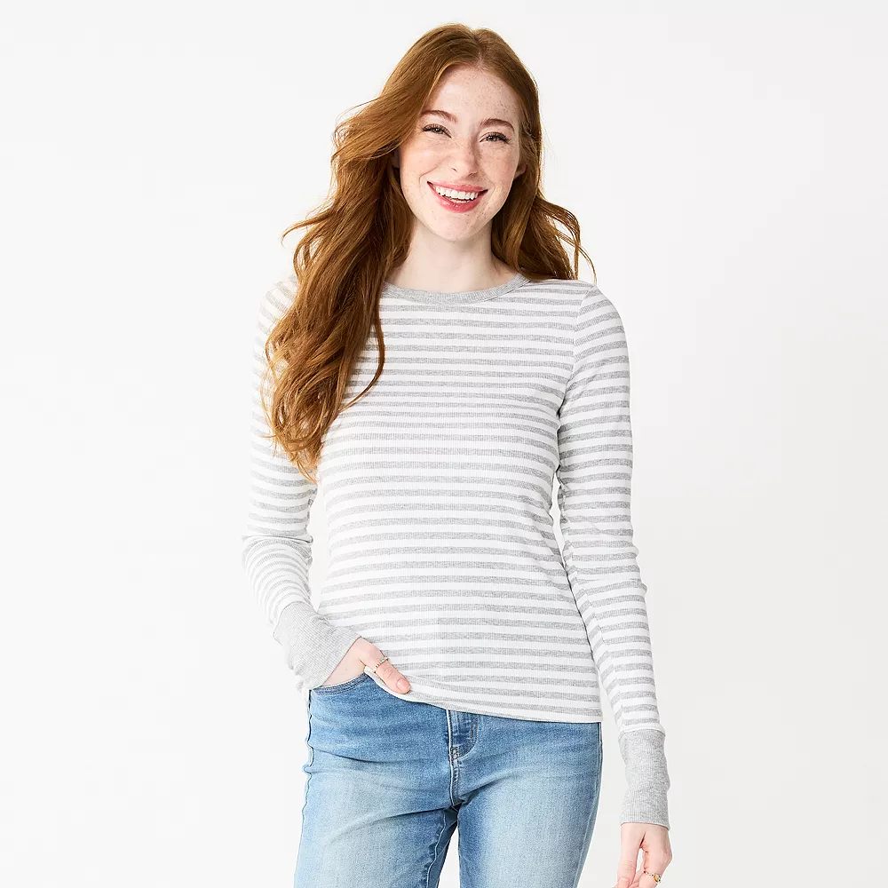 Juniors' SO® Slim Fit Long Sleeve Top 3 Juniors' SO® Slim Fit Long Sleeve Top - Image 3